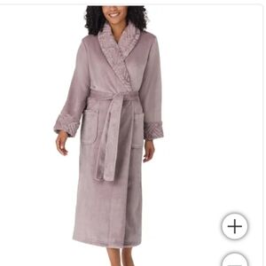Carole Hochman Ladies' Plush Wrap Robe nwt